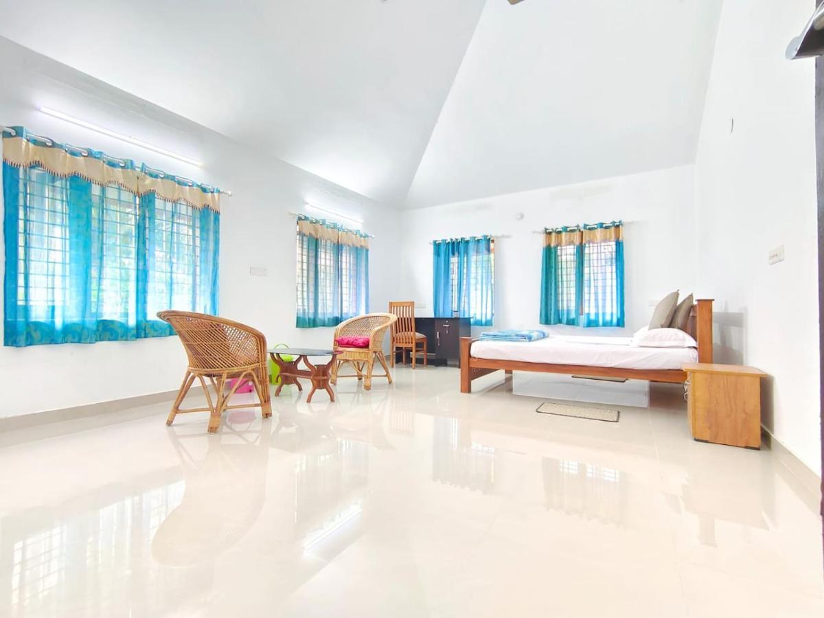 White Sands Homestay Turavur Exterior photo